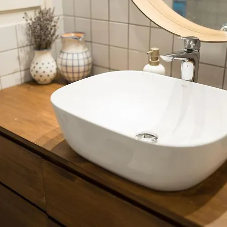 Sunrise Lounge Corvin 63m2 Ac *