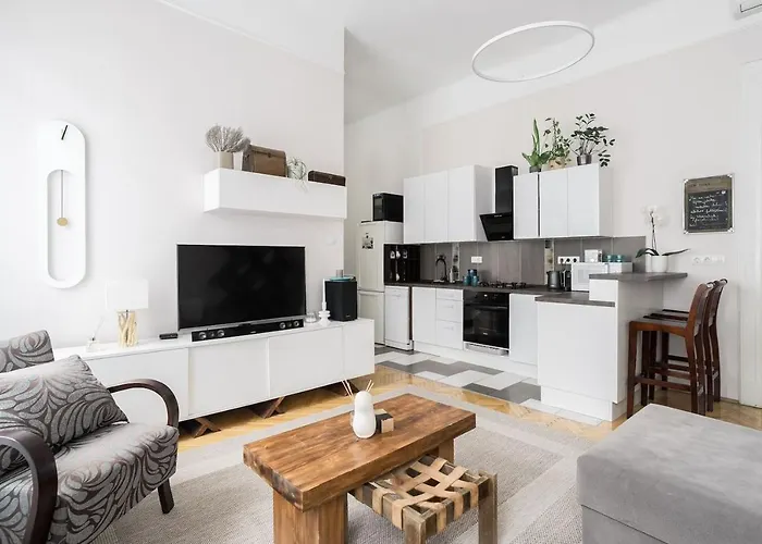 Sunrise Lounge Corvin 63m2 Ac בודפשט