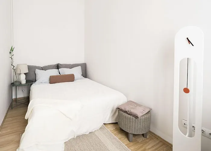 Sunrise Lounge Corvin 63m2 Ac
